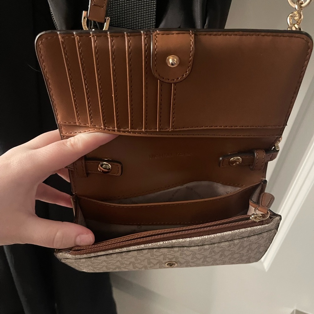 Michael Kors Bag - Picture 2 of 3